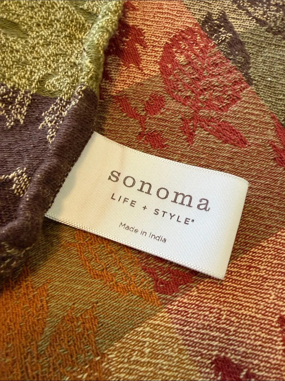 Sonoma Life & Style 100% Cotton Autumn Colors w/Leaves 58”x74” Tablecloth